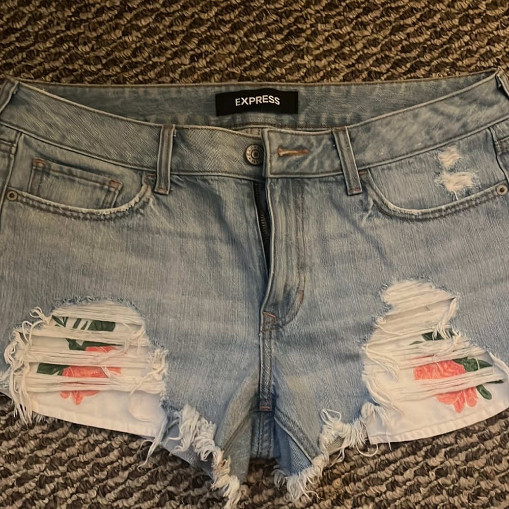 Express shorts, size 10